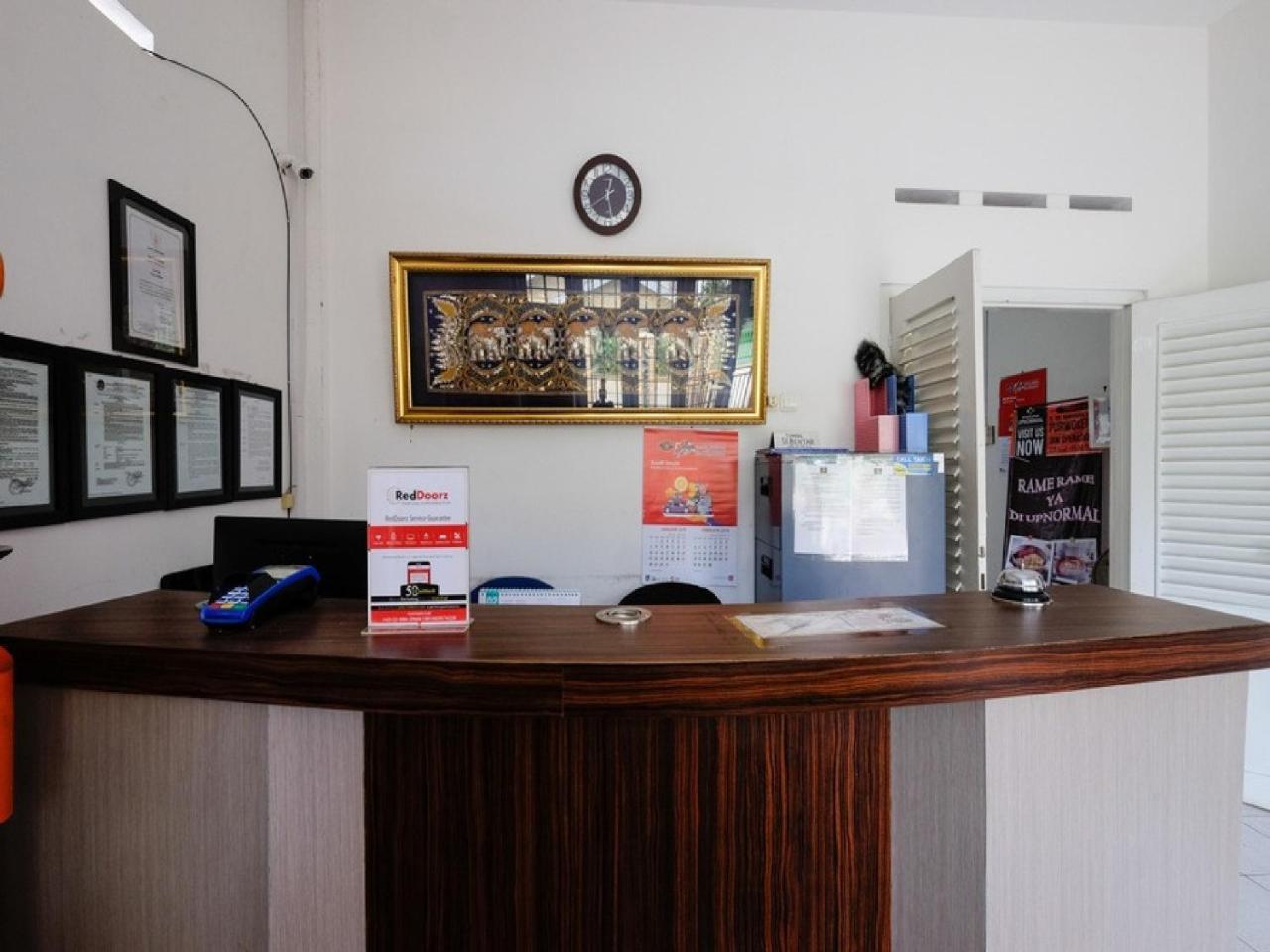 RedDoorz near Moro Mall Purwokerto Exterior foto